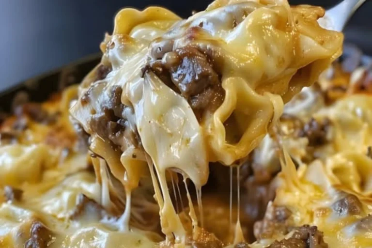 Cheesy Beef Lasagna Skillet